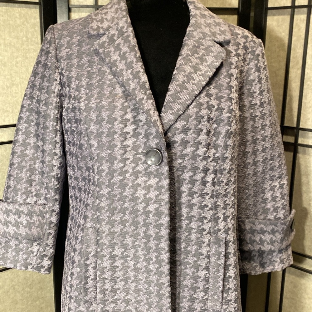 Due per Due poly/ rayon size M herringbone blazer grey and lavender lined! - Picture 2 of 10